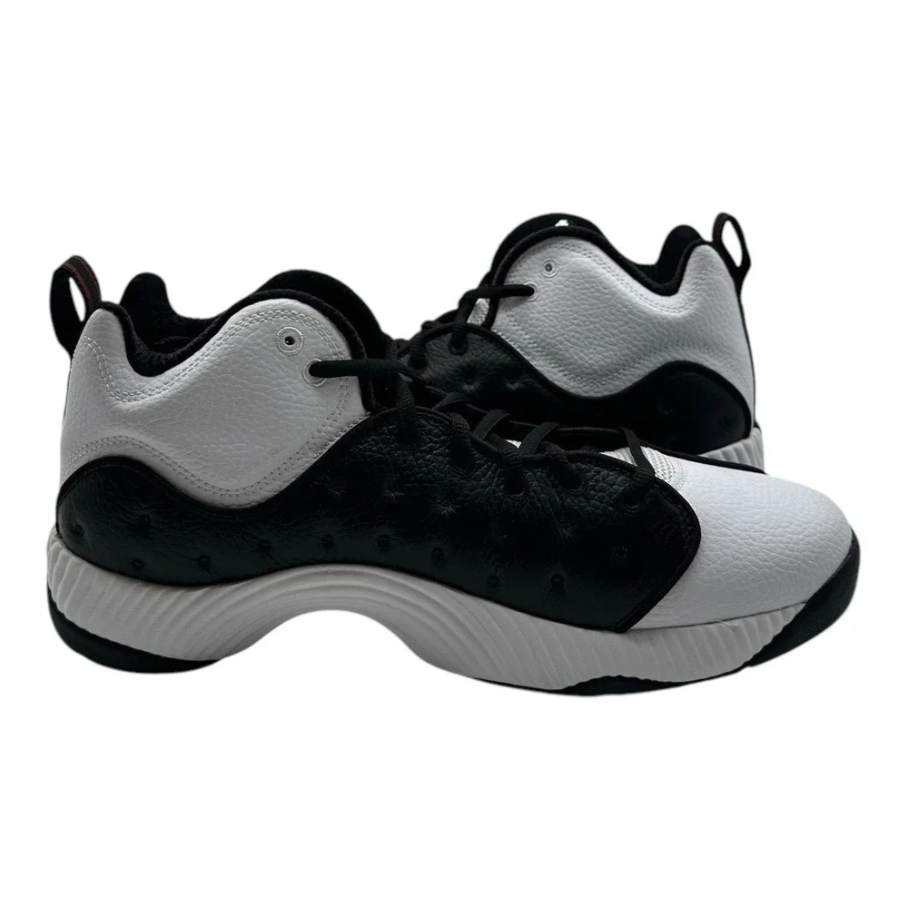 Jordan Jumpman Team II Basketball Shoes Men 10.5 White Black Sneakers 819175-010